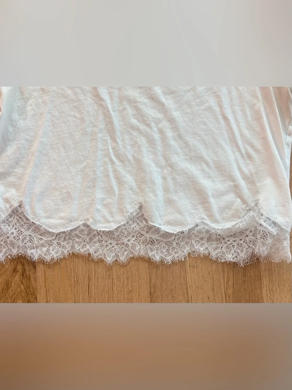 J.Crew Lace Trim Cotton T-Shirt Top White Lace Hem Cotton Size Small S